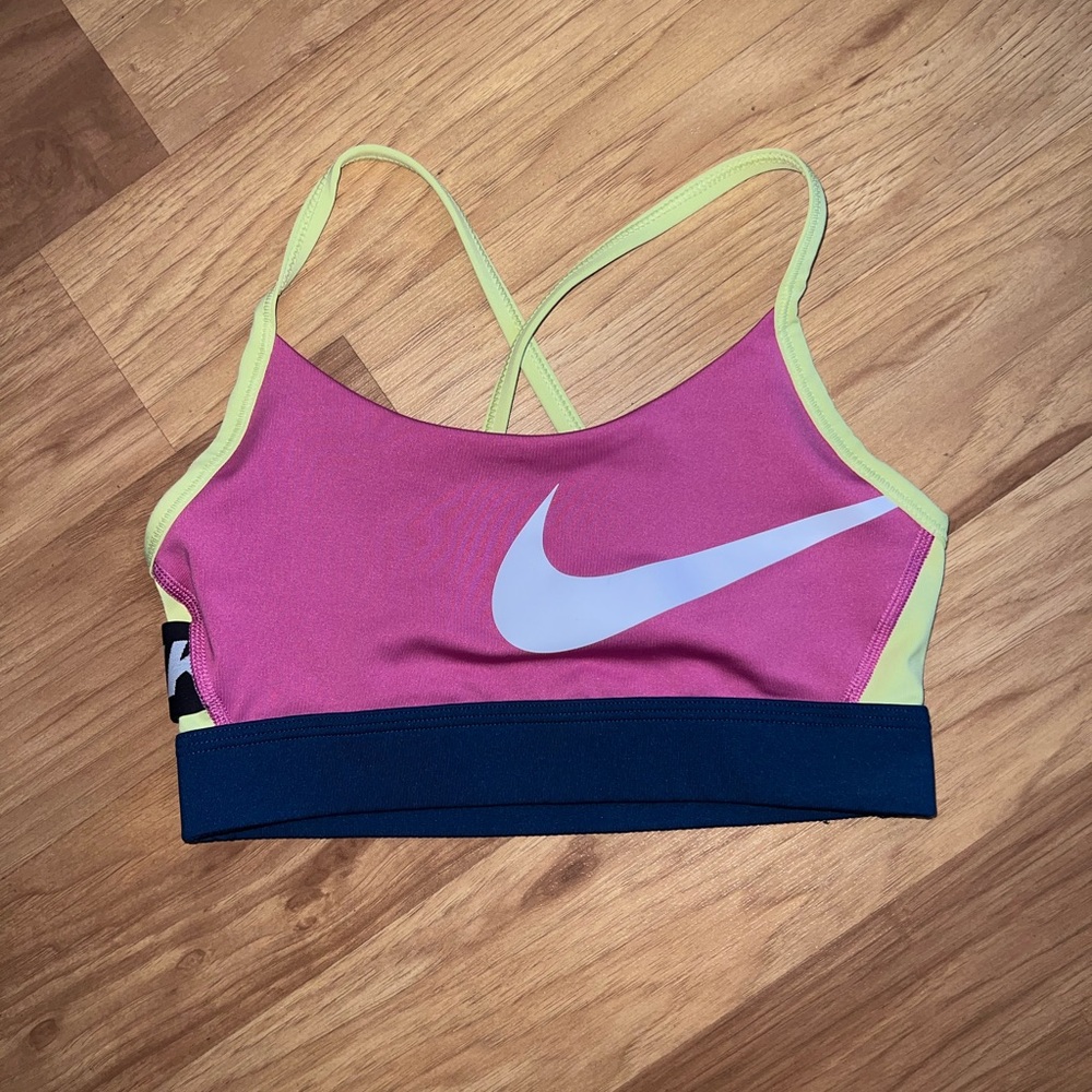 Nike color block sports bra small